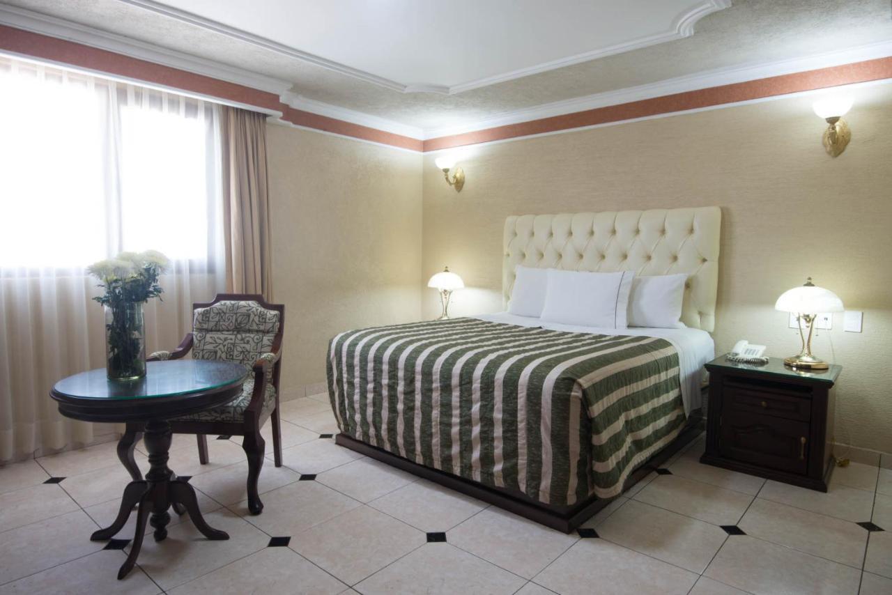 Hotel Casino Plaza Guadalajara Zewnętrze zdjęcie