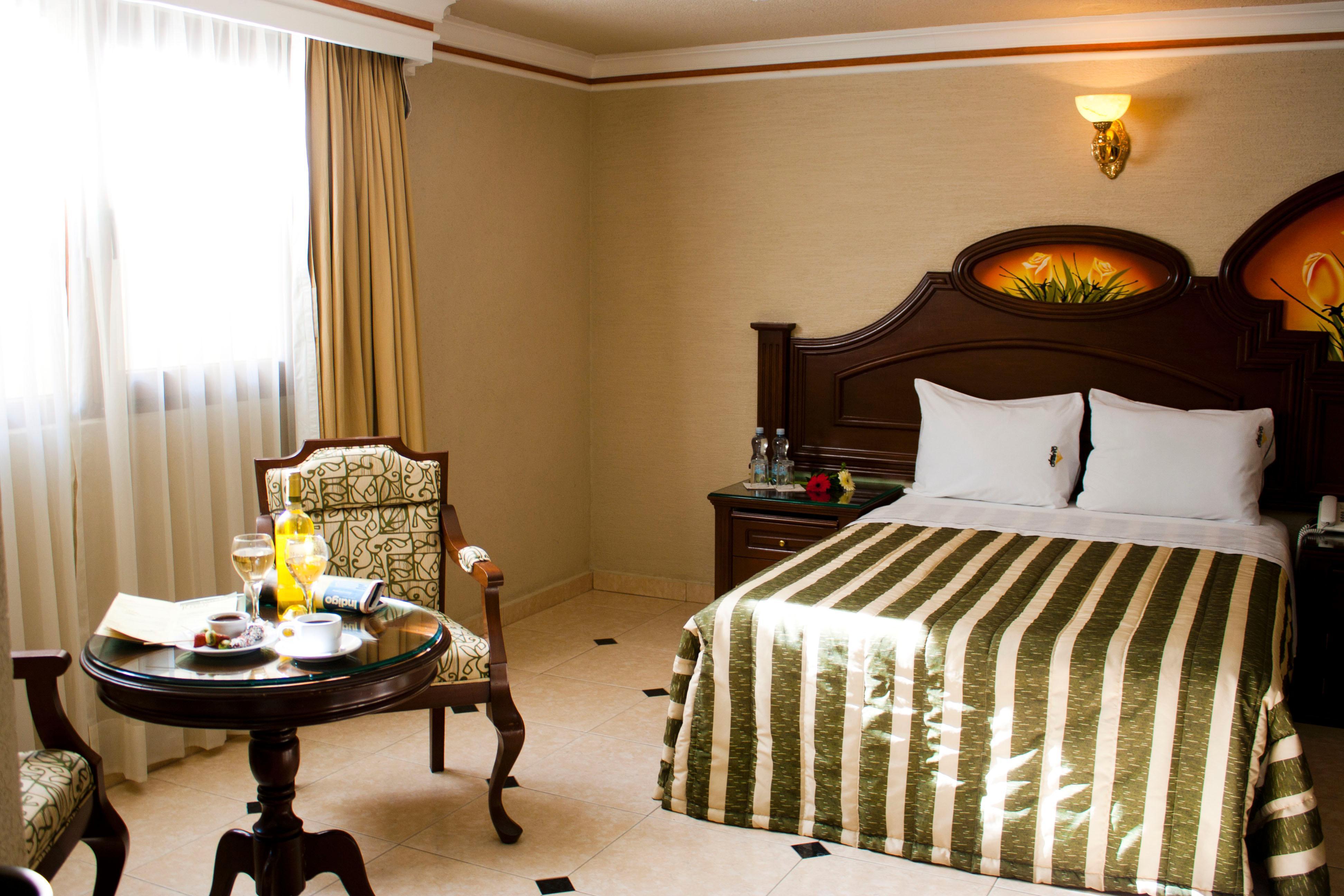 Hotel Casino Plaza Guadalajara Zewnętrze zdjęcie