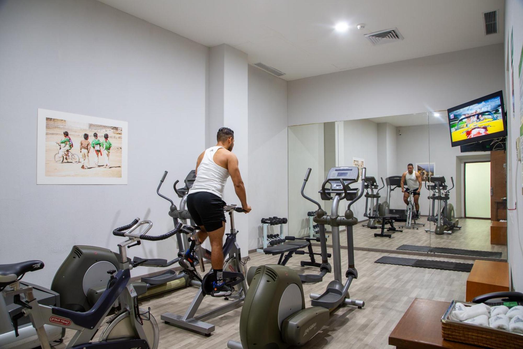 Hotel Casino Plaza Guadalajara Zewnętrze zdjęcie