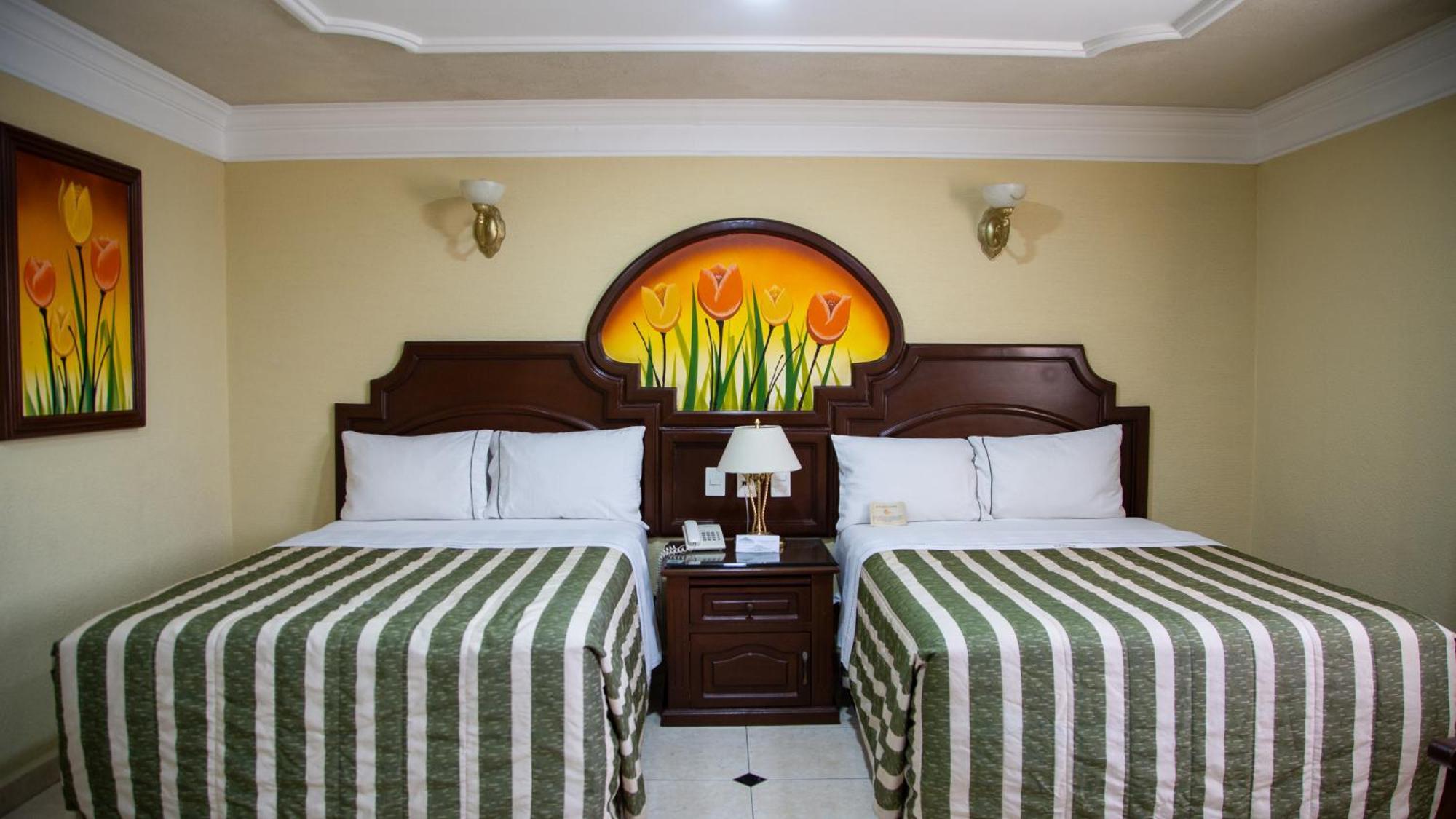 Hotel Casino Plaza Guadalajara Zewnętrze zdjęcie