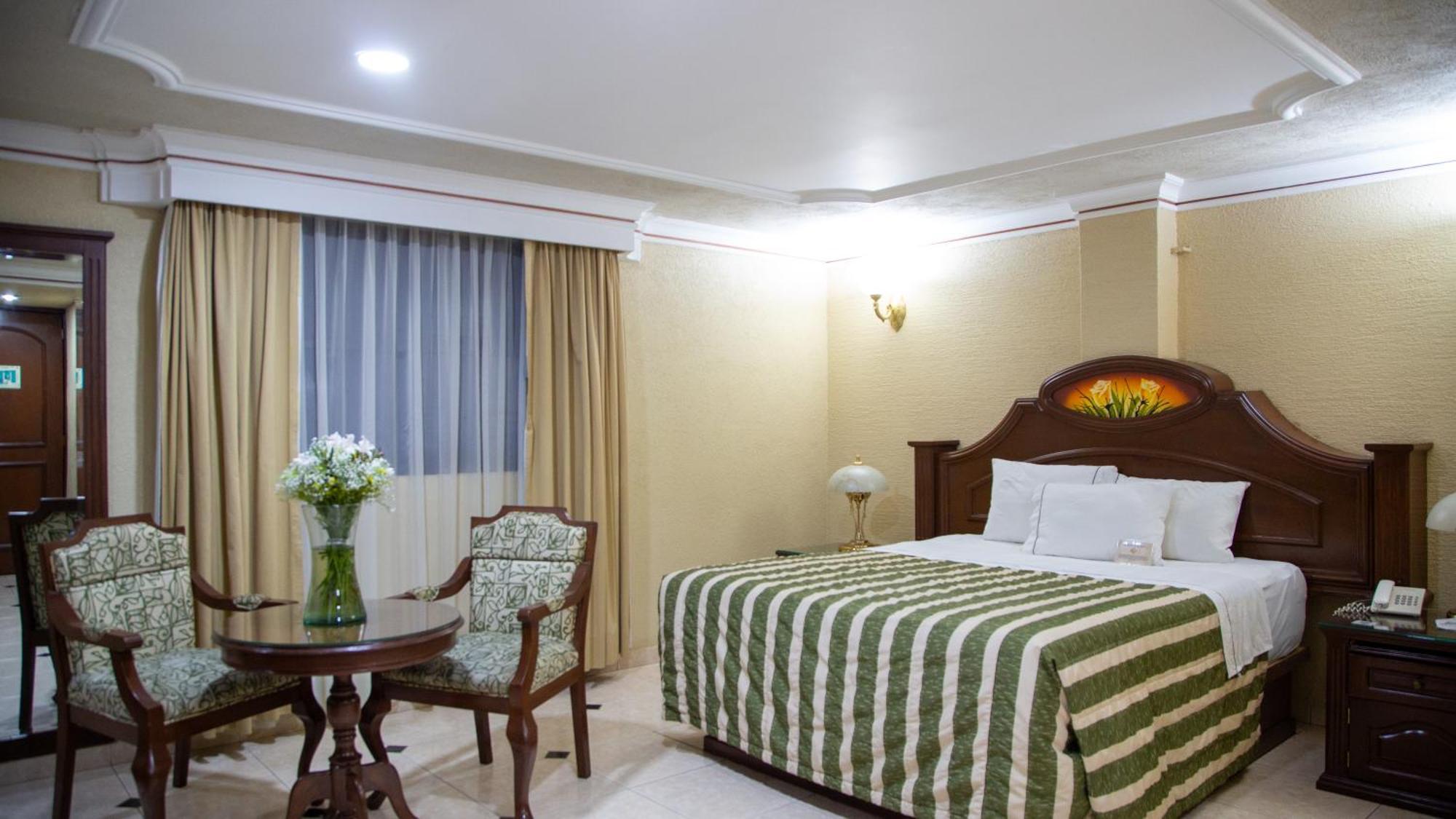 Hotel Casino Plaza Guadalajara Zewnętrze zdjęcie